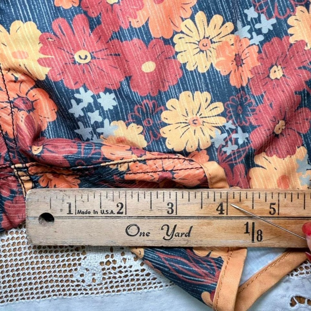 MaaMgic floral swim trunks shorts size M - Picture 5 of 6